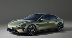 शाओमी ने की EV मार्केट में ग्रैंड एंट्री, Xiaomi SU7 लांच, 830 KM की धांसू रेंज और प्रीमियम टेक्नोलॉजी! Xiaomi SU7