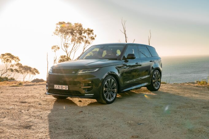 Range Rover Sportreview Range Rover Sport review