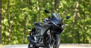 Yamaha YZF-R3: ये हैं वो 5 वजहें जो बनाती हैं इसे ‘किंग ऑफ द रोड’ – परफॉर्मेंस और स्टाइल का अनलिमिटेड डोज़! Yamaha YZF-R3