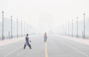 Delhi Weather Update: दिल्ली में अचानक बदला मिजाज, आज के तापमान ने किया बड़ा खुलासा; क्या फिर लौटेगी कड़ाके की ठंड? delhi weather update