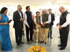 Black & White में कैद हुआ भारत का इतिहास! Roshan Lal Chopra की ‘Frames of Eternity’ प्रदर्शनी में दिखेंगे 11 प्रधानमंत्रियों के दुर्लभ पल Frames of Eternity